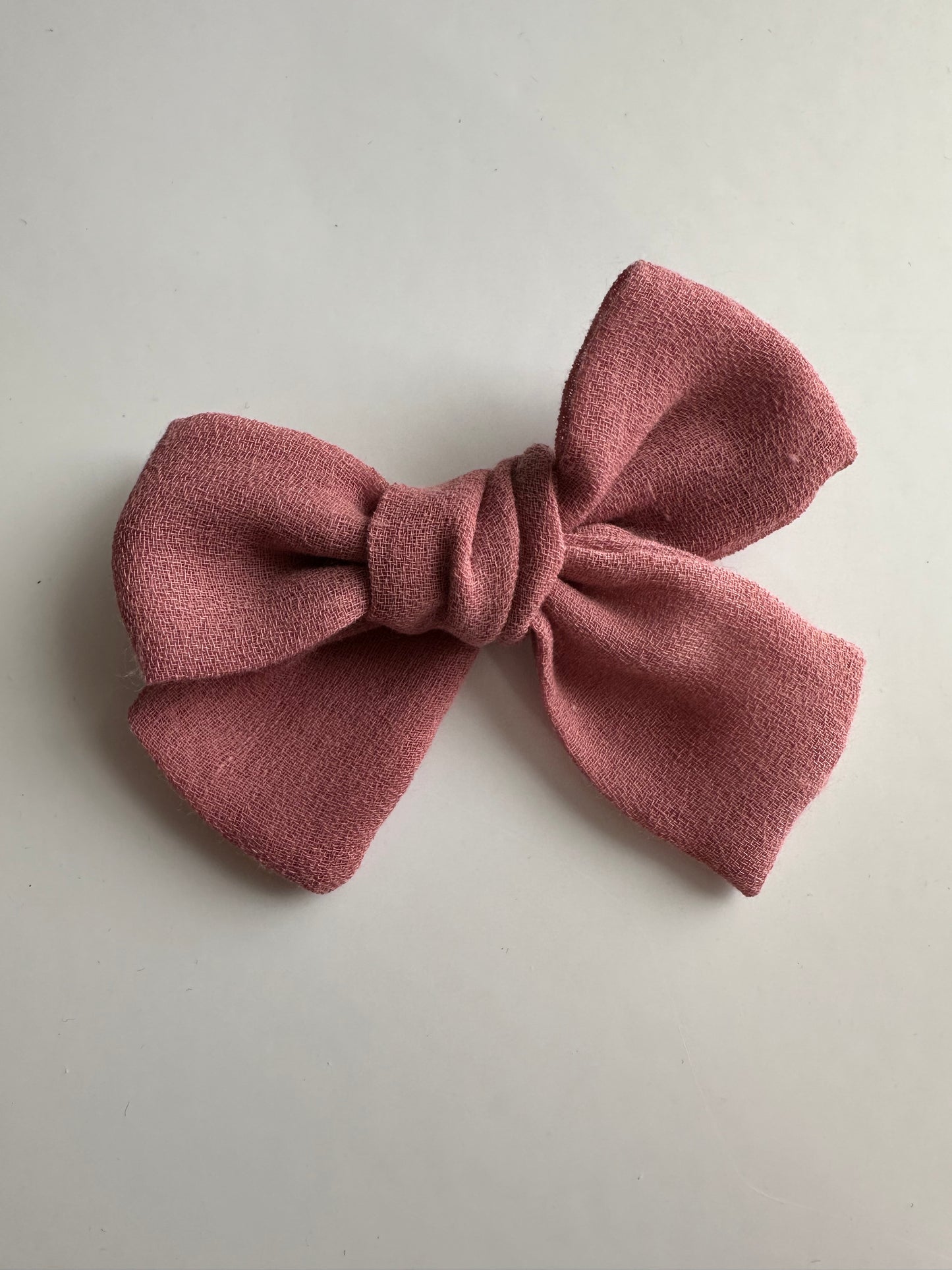 Mauve twist bow