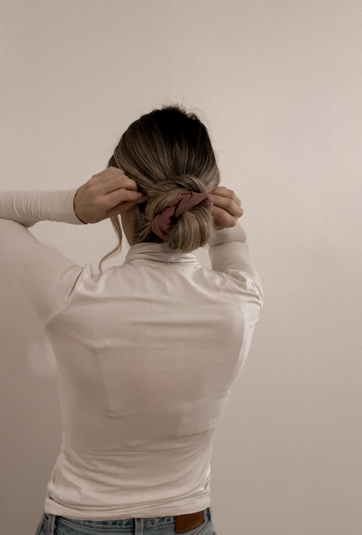 Mauve Scrunchie