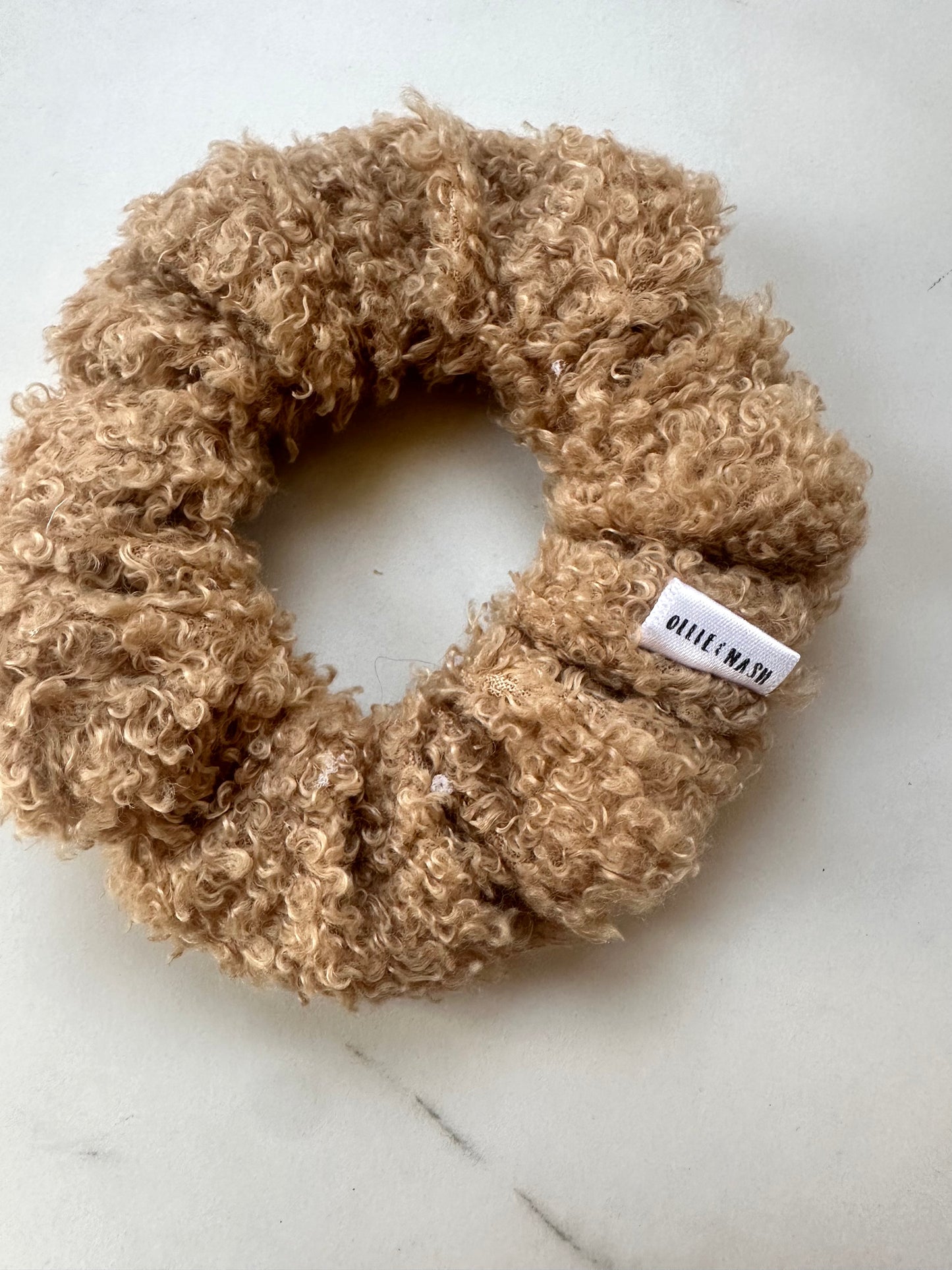 Brown Sherpa Scrunch