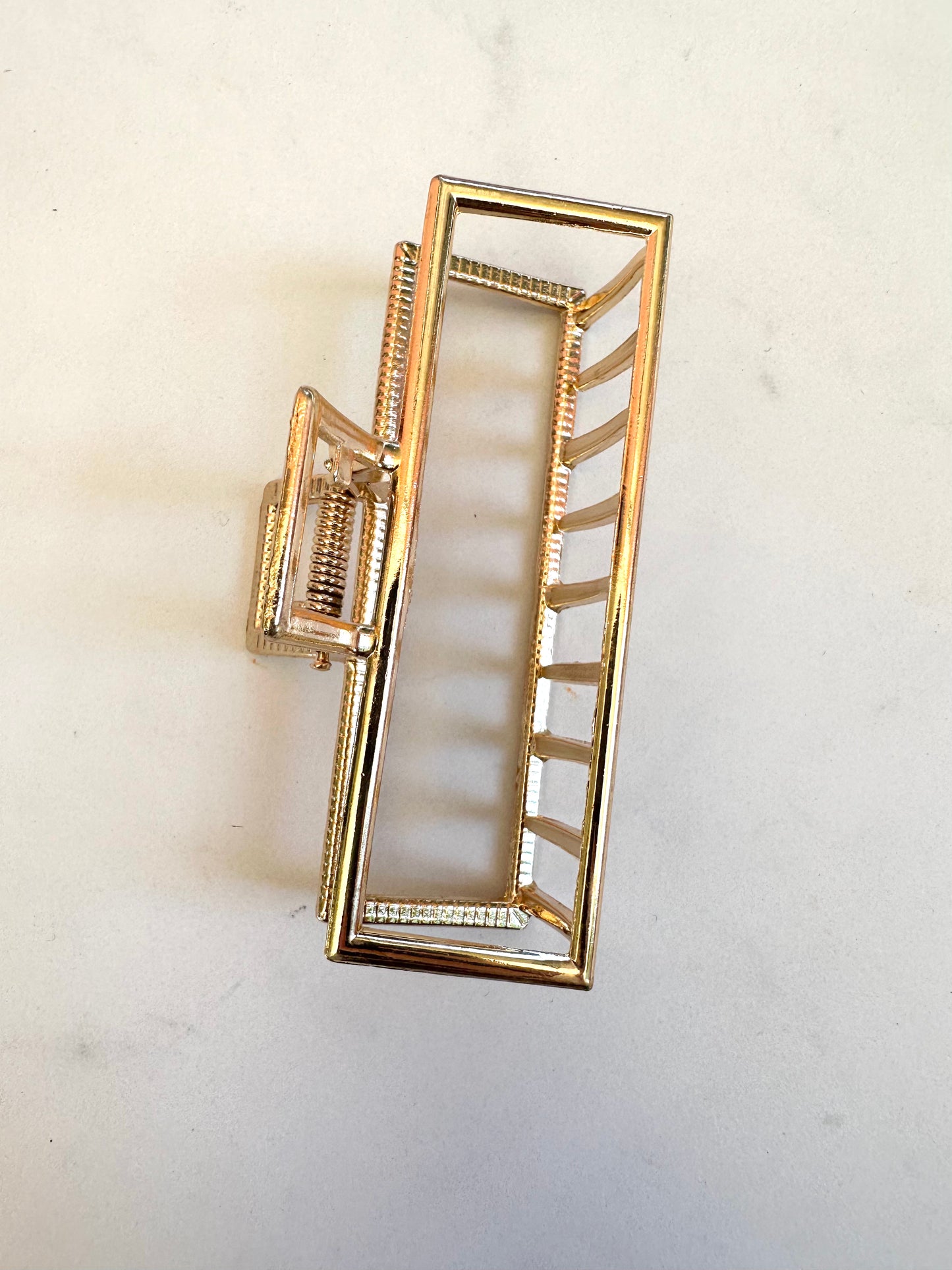 R I C H I E square gold clip