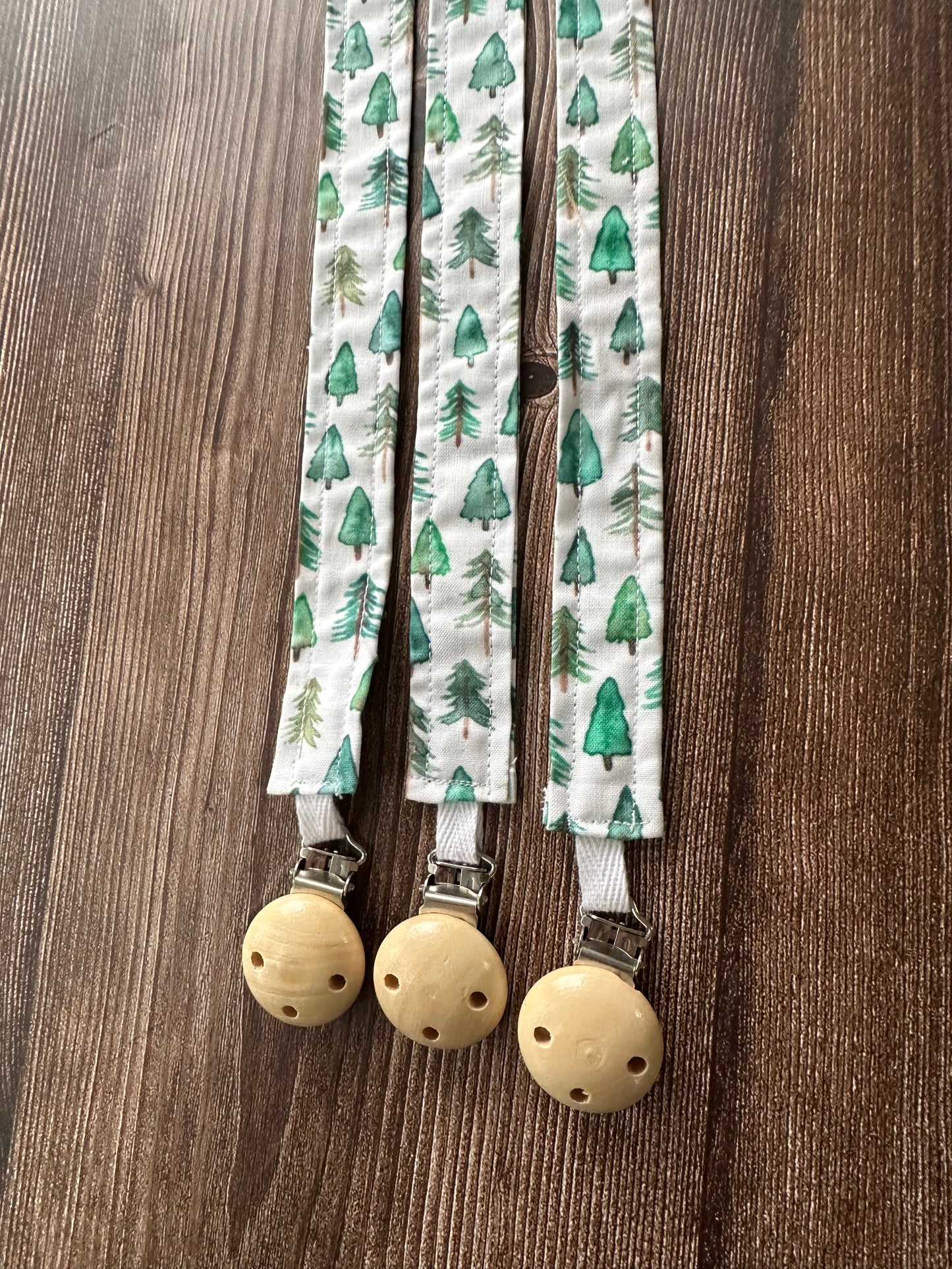 Green Christmas Tree Pacifier Clips