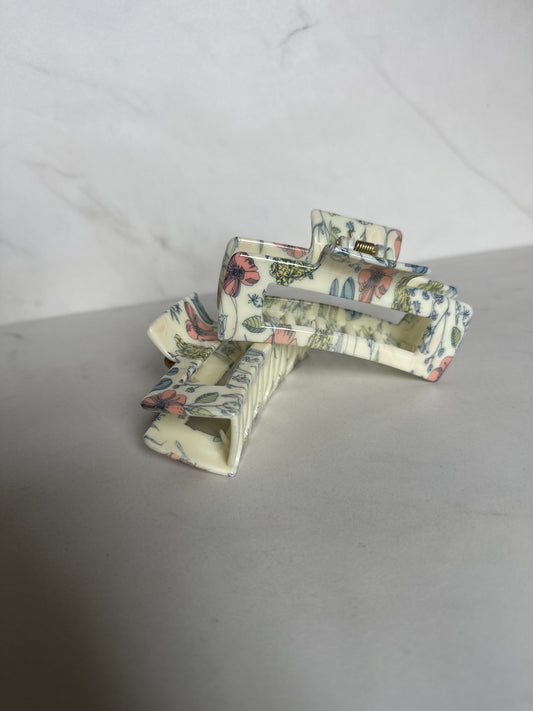 White Floral Claw Clip