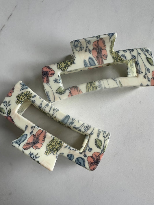 White Floral Claw Clip